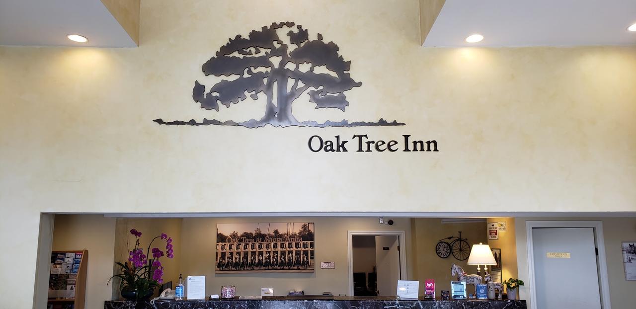 Oak Tree Inn Monrovia Exterior photo